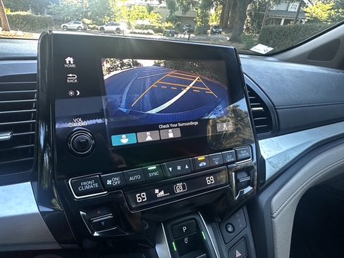 Used 2019 Honda Odyssey EX-L image 17