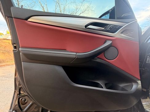 Used 2024 BMW X3 M40i w/ Premium Package image 13