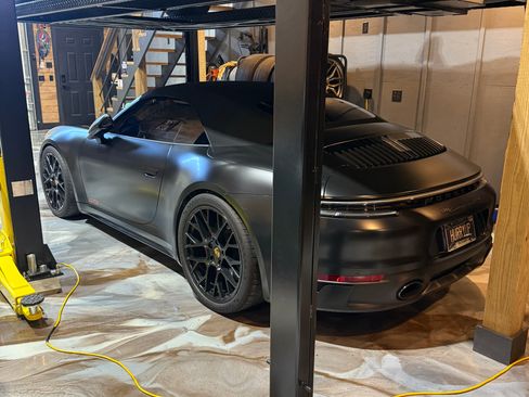 Used 2024 Porsche 911 Carrera 4 GTS w/ Premium Package image 10