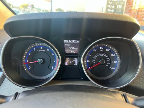 Used 2016 Hyundai Elantra GT w/ Option Group 02 image 12