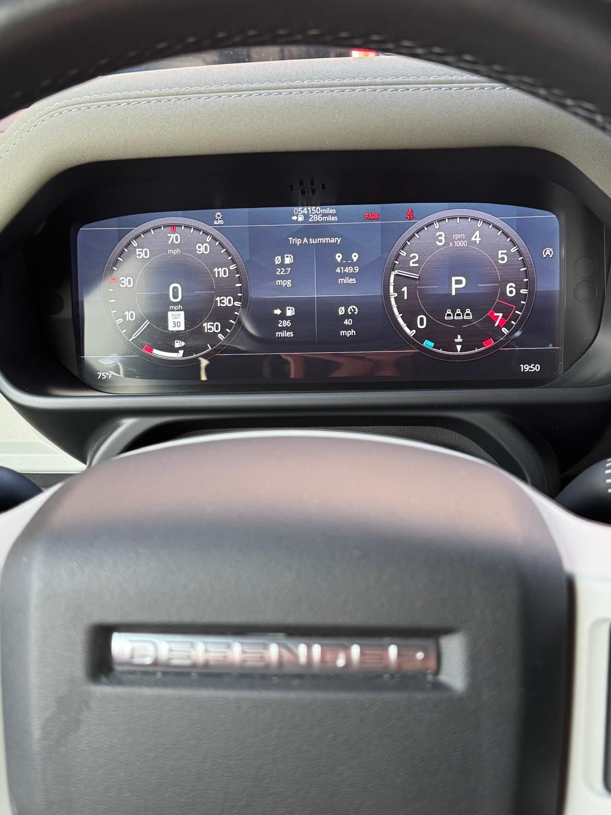 Used 2022 Land Rover Defender 110 S AWD/4WD image 10