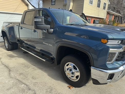 Used 2024 Chevrolet Silverado 3500 LT w/ All Star Edition image 2