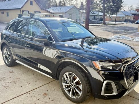 Used 2022 Audi Q5 2.0T Premium w/ Convenience Package image 4