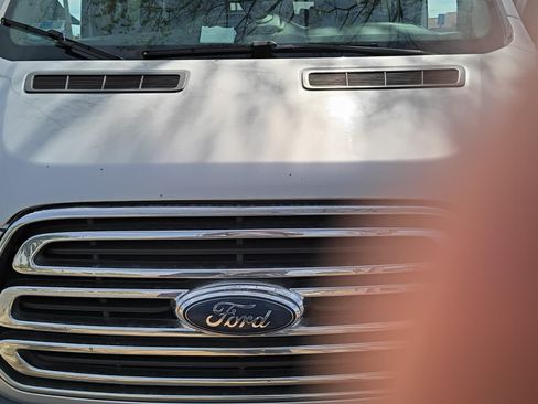 Used 2016 Ford Transit 350 XLT RWD image 13