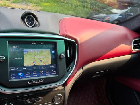 Used 2014 Maserati Ghibli S Q4 AWD/4WD image 2