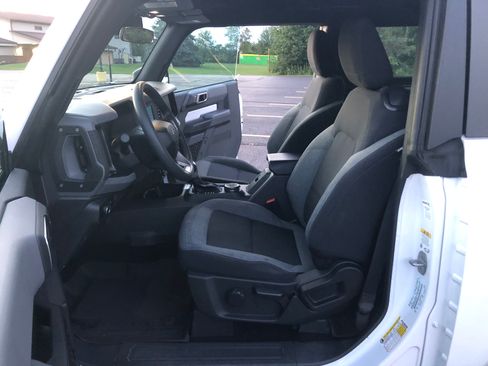 Used 2023 Ford Bronco 2-Door w/ Sasquatch Package image 15