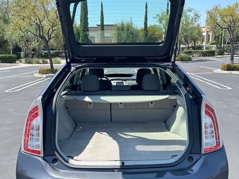 Used 2012 Toyota Prius Three FWD image 10