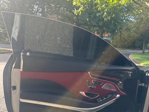 Used 2018 Mercedes-Benz S 63 AMG 4MATIC Coupe image 11