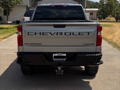 Used 2024 Chevrolet Silverado 1500 Custom Trail Boss w/ LPO, Dark Essentials Package AWD/4WD image 6