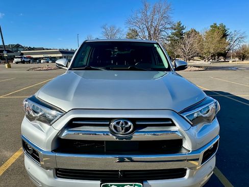 Used 2022 Toyota 4Runner Limited image 11