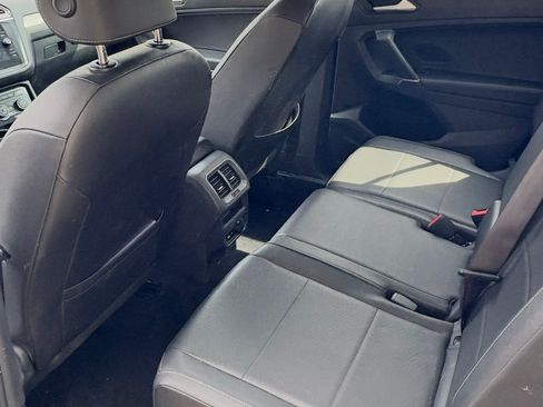 Used 2020 Volkswagen Tiguan S FWD image 4