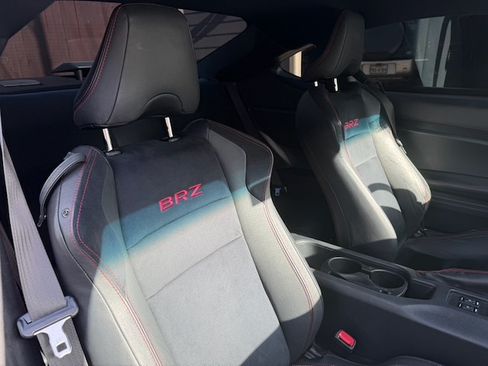 Used 2017 Subaru BRZ Limited RWD image 18
