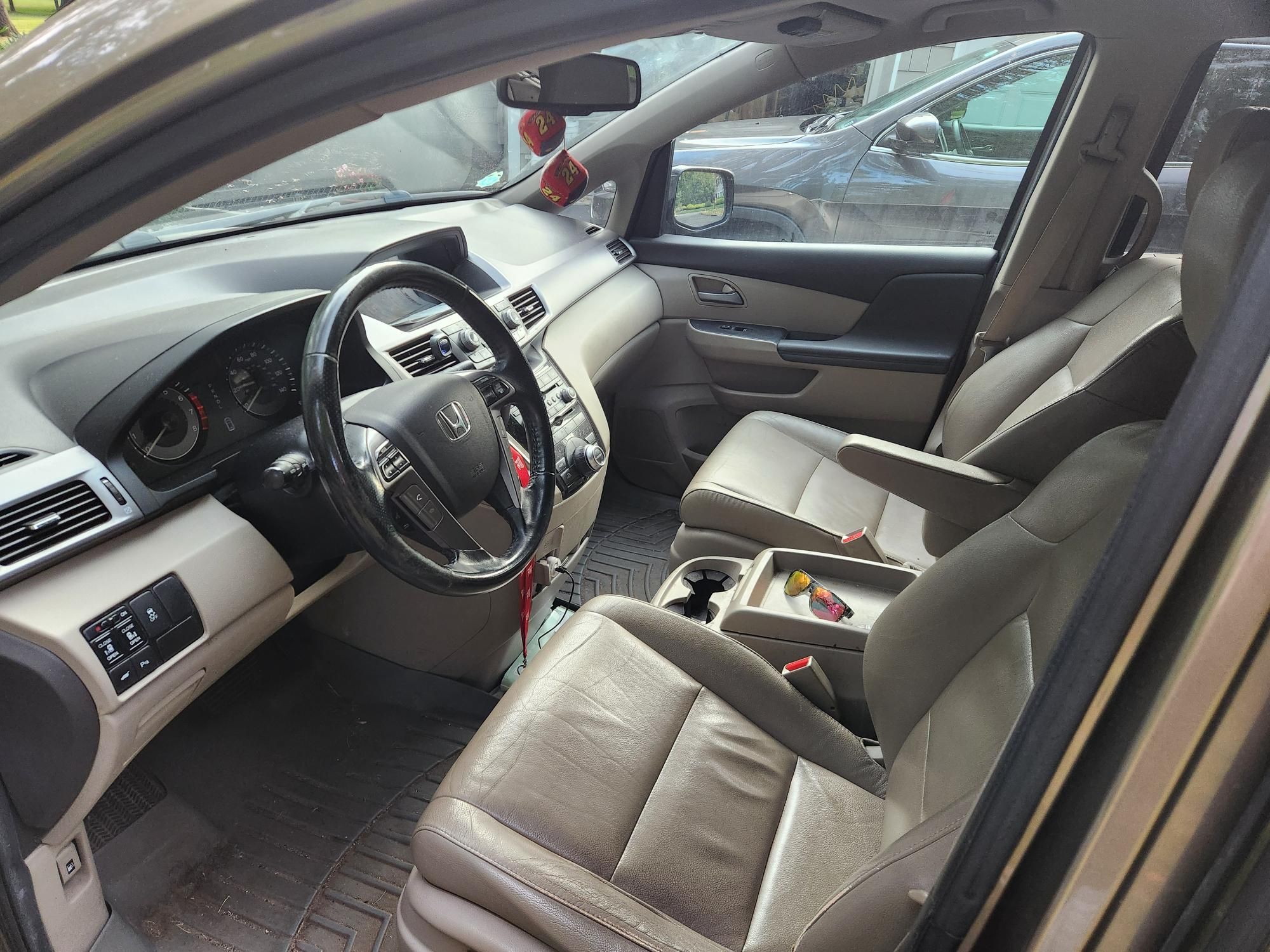 Used 2013 Honda Odyssey Touring image 6