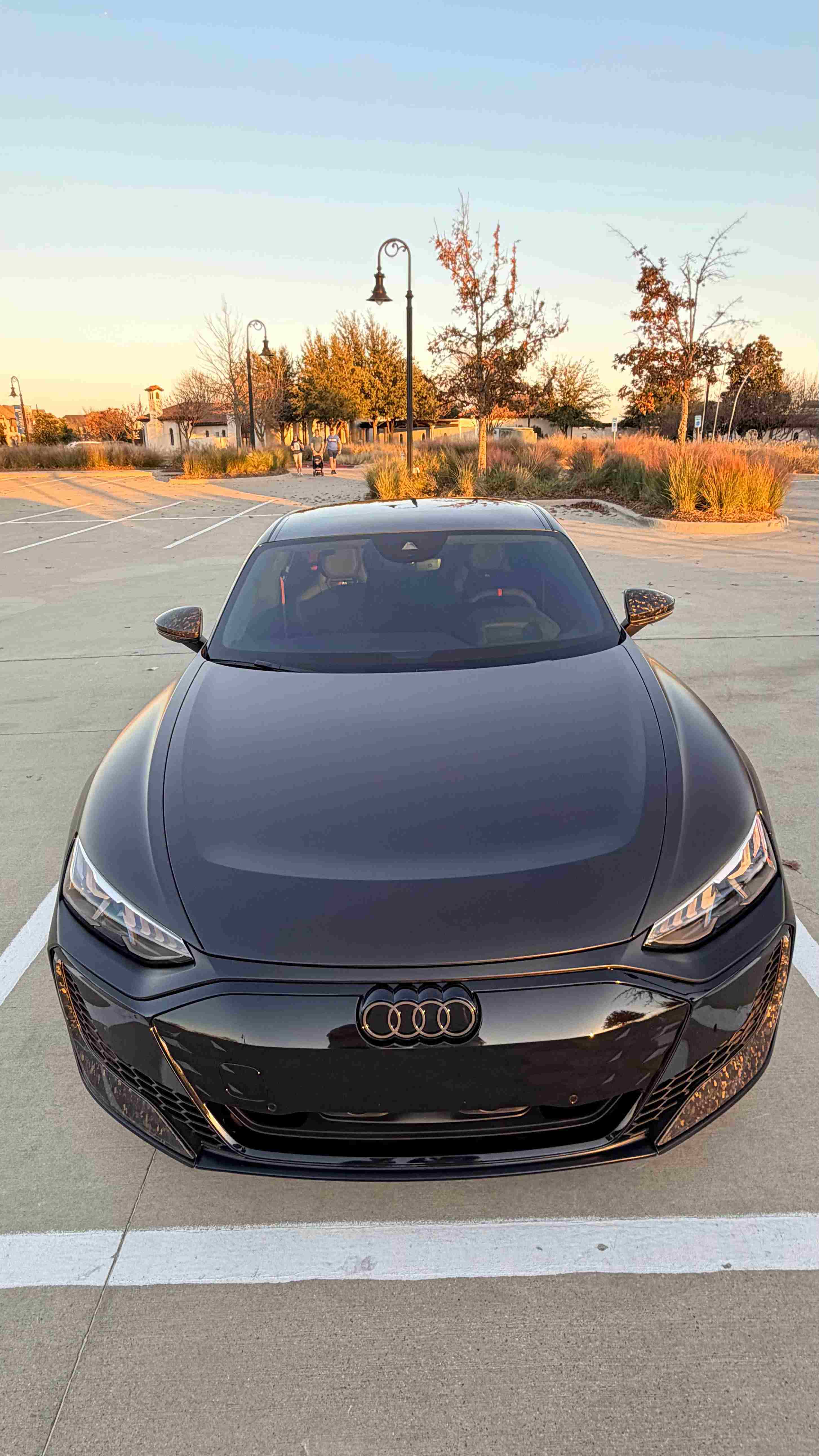 Used 2026 Audi RS e-tron GT performance AWD/4WD image 2