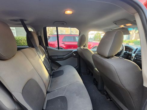 Used 2014 Nissan Xterra X image 8