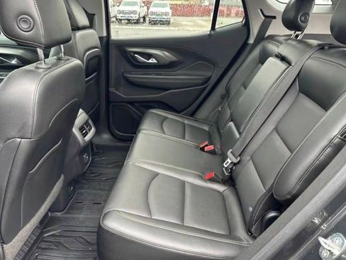 Used 2020 GMC Terrain SLT w/ Elevation Edition FWD image 9