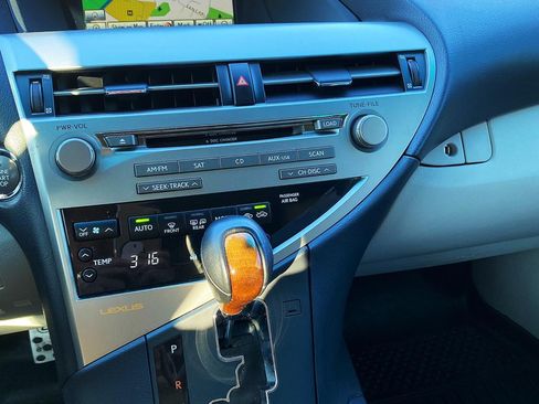 Used 2010 Lexus RX 350 AWD image 17