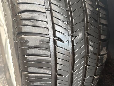 Used 2019 Ford Escape SE AWD/4WD image 12