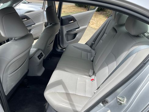 Used 2014 Honda Accord EX-L image 12