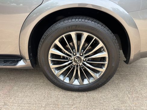 Used 2019 INFINITI QX80 Luxe w/ 22" Wheel Package RWD image 5