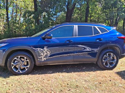 Used 2024 Chevrolet Trax LT w/ LT Convenience Package