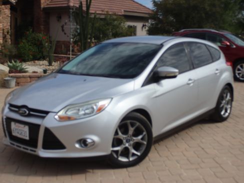 Used 2013 Ford Focus SE image 9