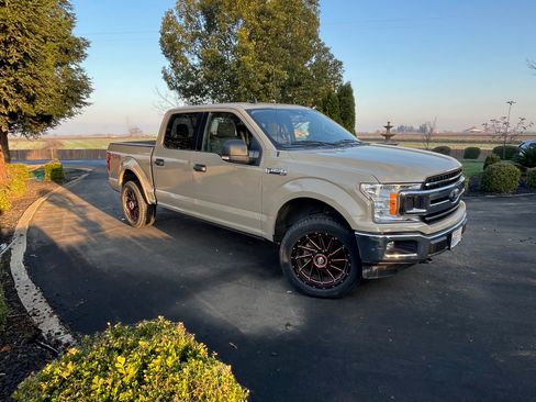 Used 2019 Ford F150 XLT w/ Equipment Group 301A Mid image 2