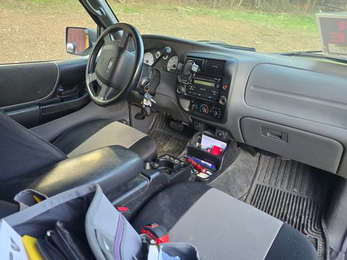 Used 2011 Ford Ranger Sport w/ Bright Trim Group image 11