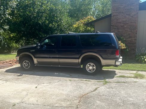 Used 2000 Ford Excursion Limited AWD/4WD image 15