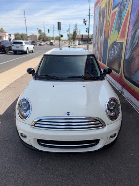 Used 2012 MINI Cooper Hardtop FWD image 2