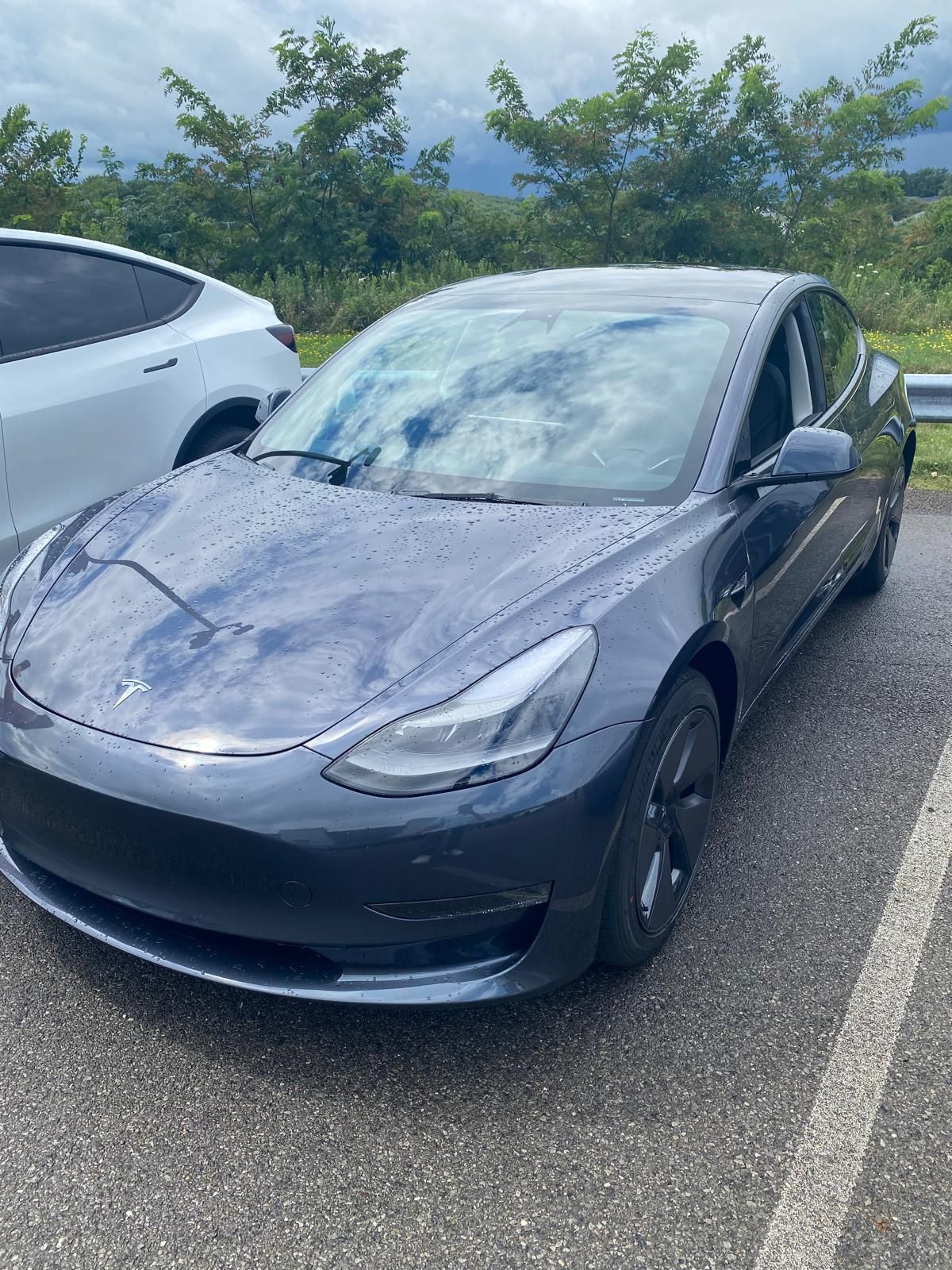 Used 2023 Tesla Model 3 Standard Range RWD image 1