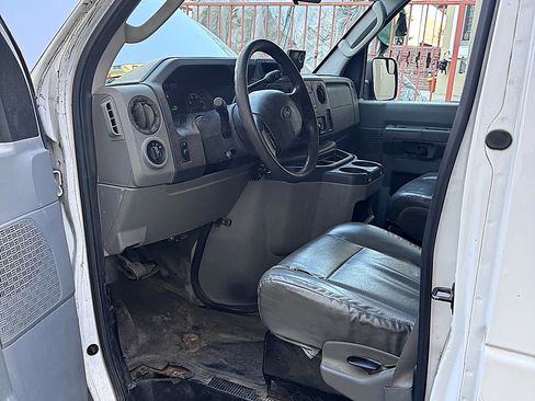 Used 2012 Ford E-150 and Econoline 150 Van 3D w/ Commercial Cargo Van Pkg image 16