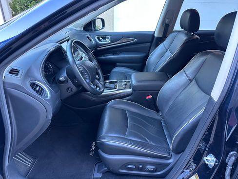 Used 2020 INFINITI QX60 Luxe w/ Essential Package image 10