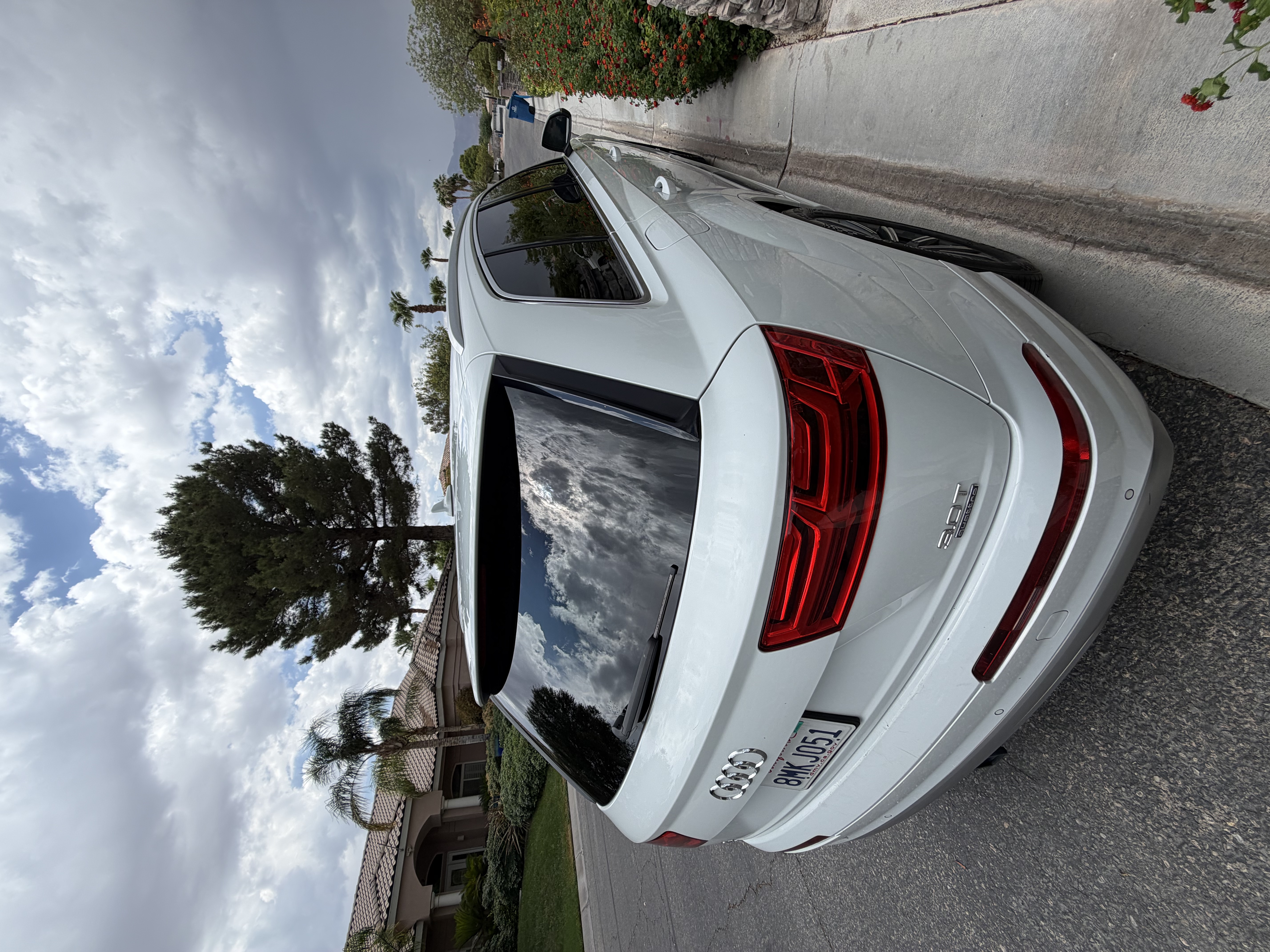 Used 2017 Audi Q7 3.0T Premium Plus AWD/4WD image 16