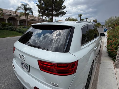 Used 2017 Audi Q7 3.0T Premium Plus AWD/4WD image 16