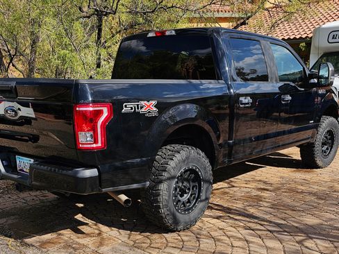 Used 2017 Ford F150 XL w/ Equipment Group 101A Mid image 4