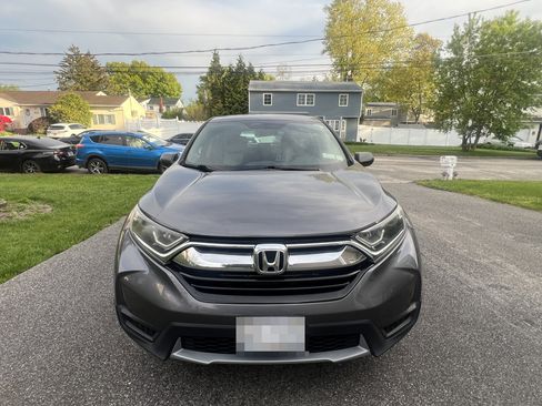 Used 2018 Honda CR-V LX image 1