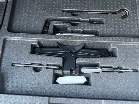 Used 2019 Subaru Outback 3.6R Limited image 16