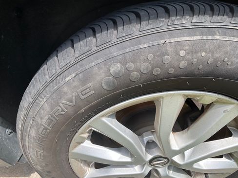 Used 2019 Nissan Rogue SV FWD image 15