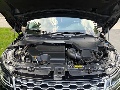 Used 2023 Land Rover Range Rover Evoque SE AWD/4WD image 10