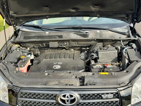 Used 2008 Toyota RAV4 2WD V6 image 2