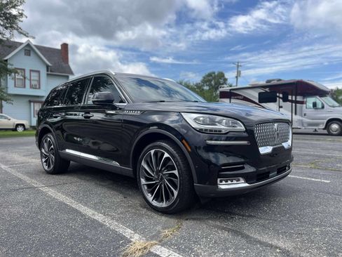Used 2020 Lincoln Aviator Reserve w/ Equipment Group 202A AWD/4WD image 6
