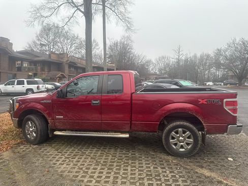 Used 2014 Ford F150 XLT w/ Equipment Group 302A Luxury image 2