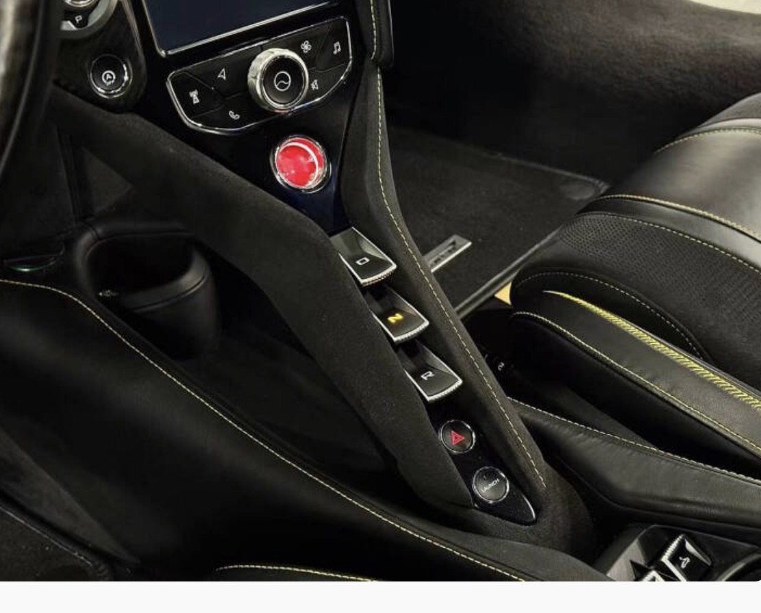 Used 2021 McLaren 720S Spider RWD image 12