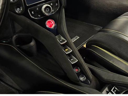 Used 2021 McLaren 720S Spider RWD image 12