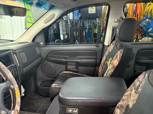 Used 2003 Dodge Ram 2500 Truck SLT AWD/4WD image 11