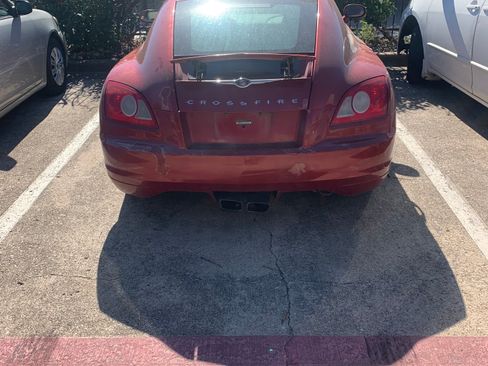 Used 2006 Chrysler Crossfire Limited image 2