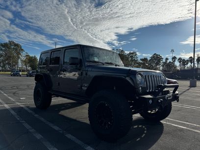 Used 2017 Jeep Wrangler Unlimited Sahara w/ Connectivity Group