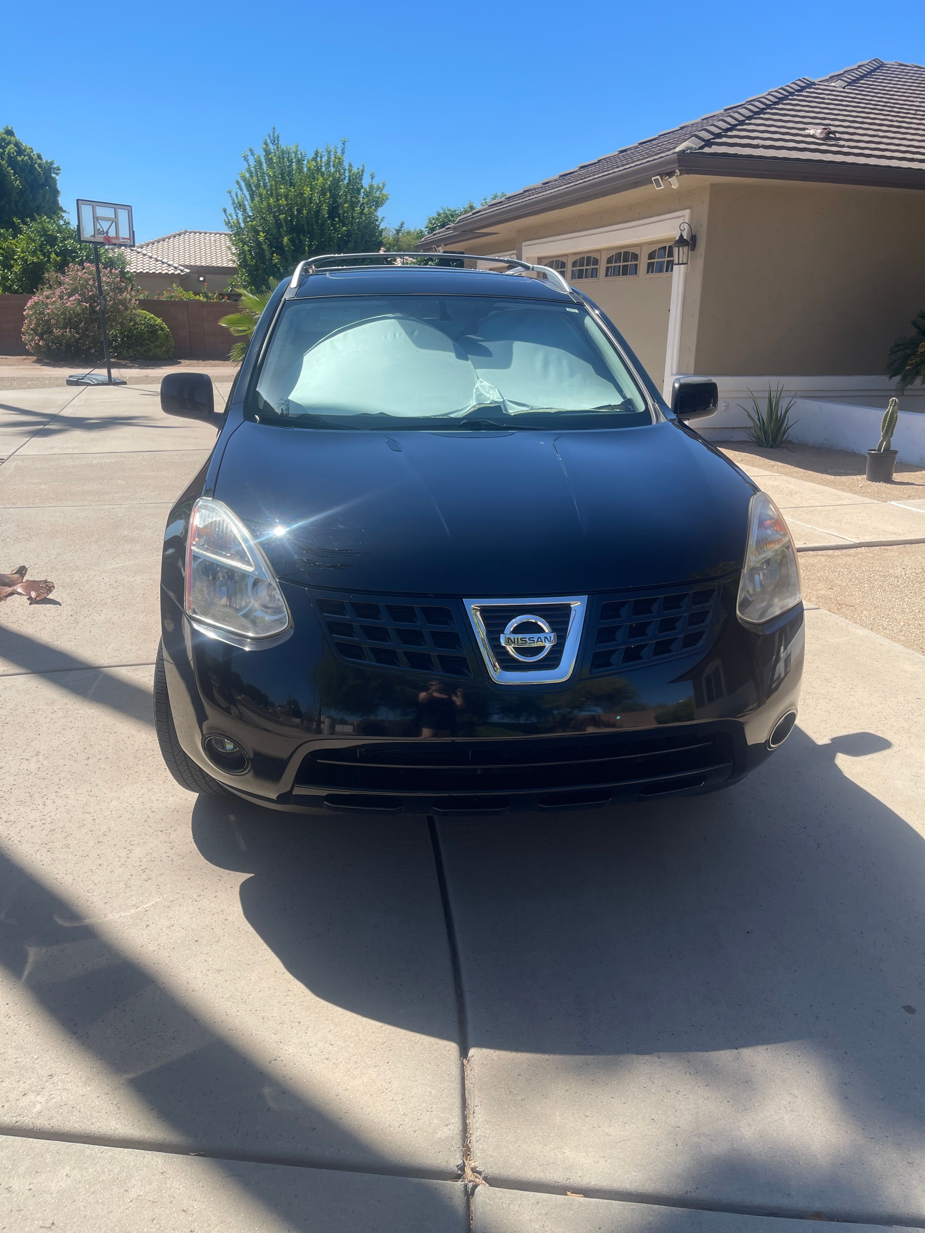Used 2010 Nissan Rogue SL w/ Leather Pkg FWD image 5