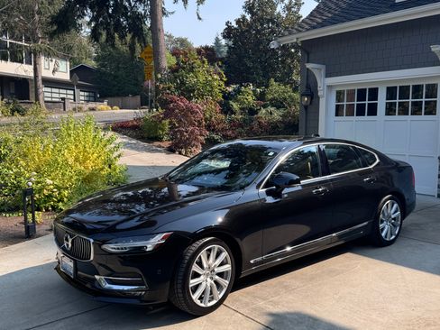 Used 2017 Volvo S90 T6 Inscription w/ Vision Package AWD/4WD image 2